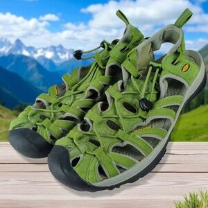 Keen Women's Size 11 Waterproof Hiking Sandals Outdoors